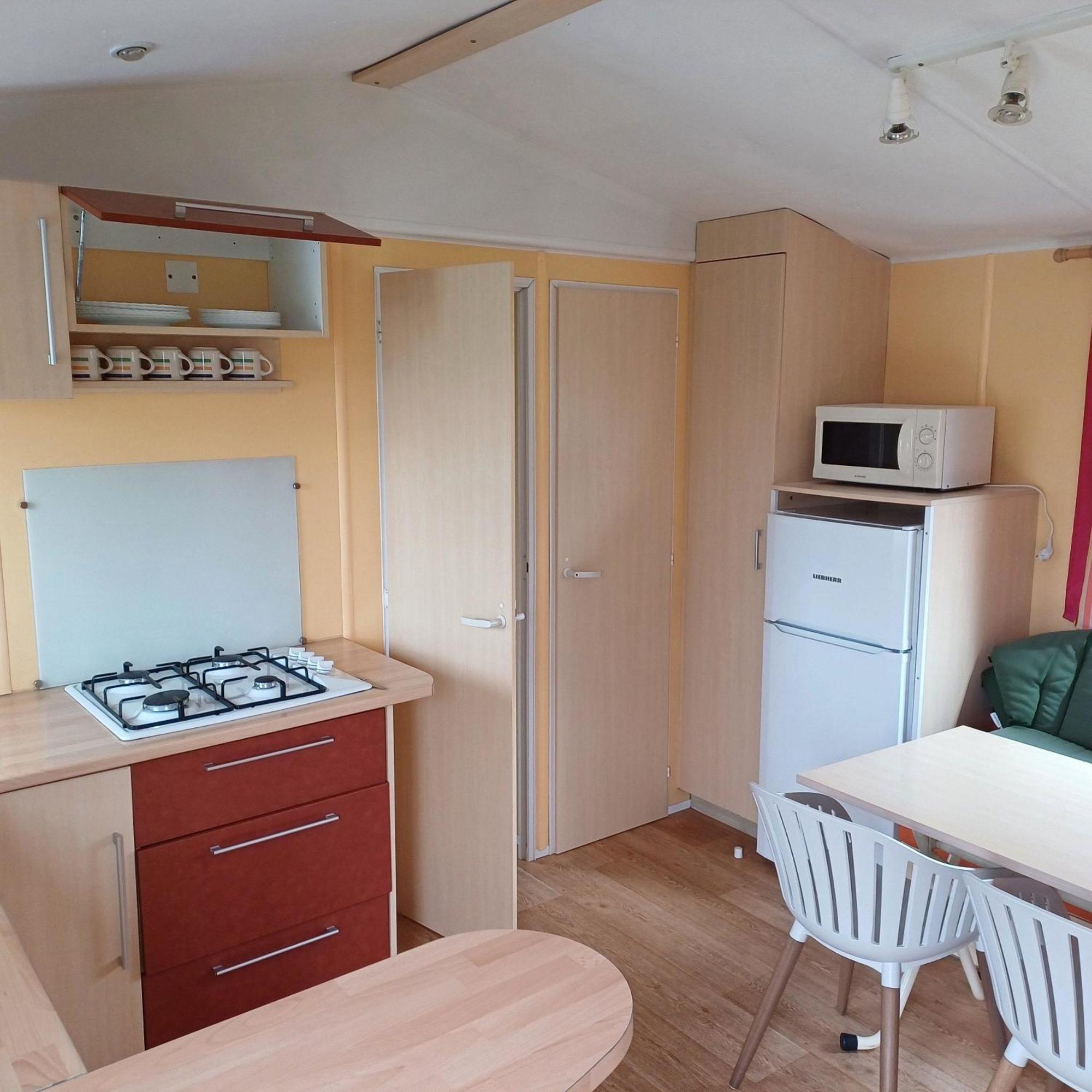 Campingplatz Scheldeoord Zeeland Neben Einem Sandstrand Baarland Eksteriør billede