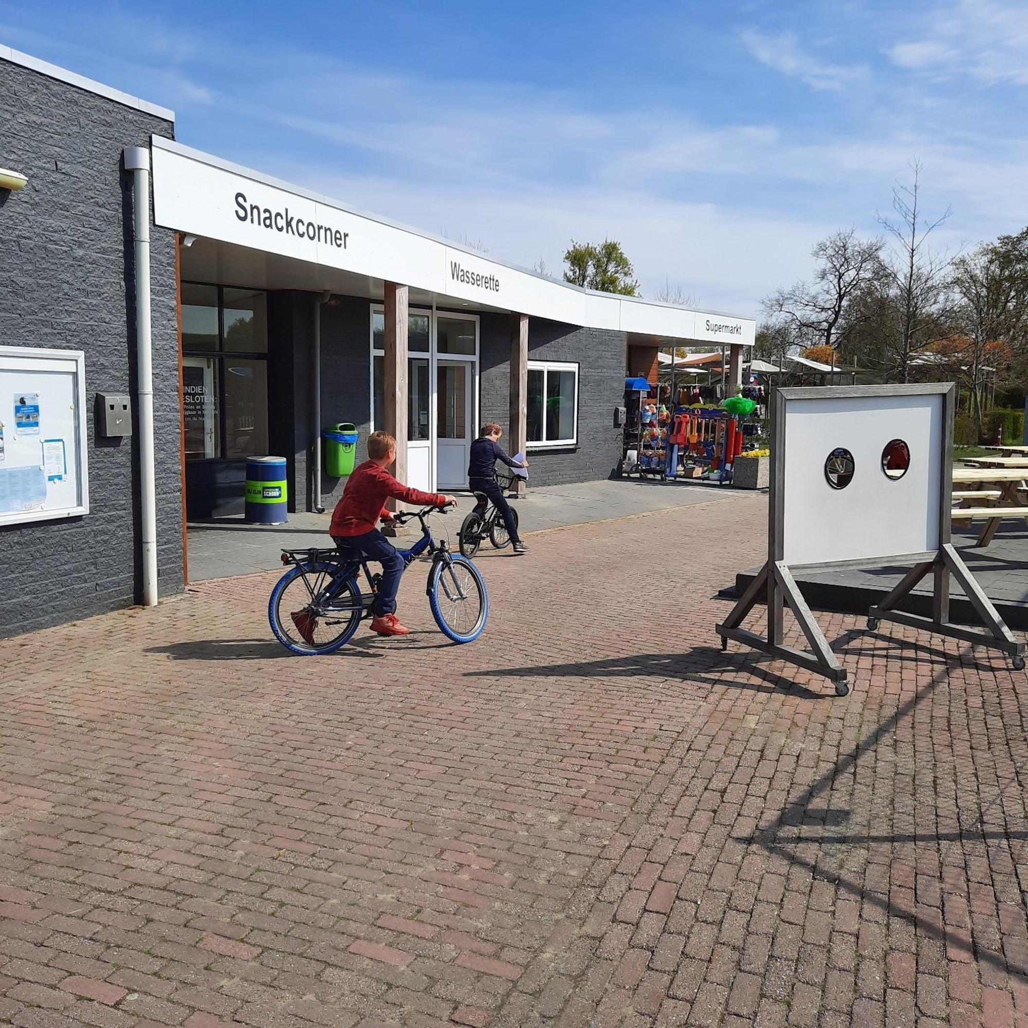Campingplatz Scheldeoord Zeeland Neben Einem Sandstrand Baarland Eksteriør billede
